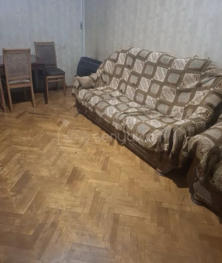3 Սենյականոց Բնակարան, 72քմ, 4/9 հարկ, Նորմալ Վիճակում, Կահավորված, Արևկող