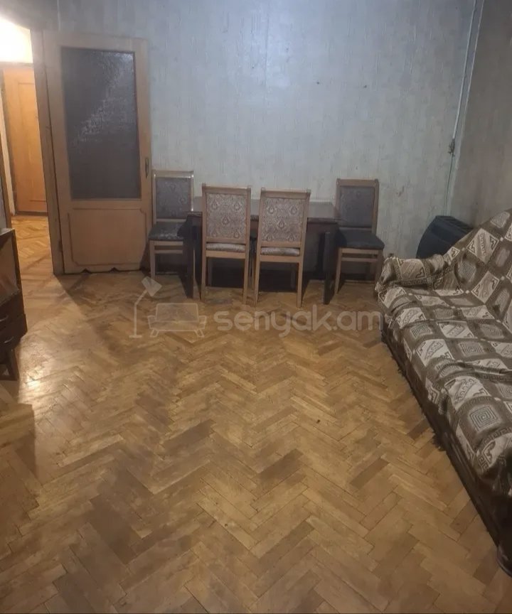 3 Սենյականոց Բնակարան, 72քմ, 4/9 հարկ, Նորմալ Վիճակում, Կահավորված, Արևկող