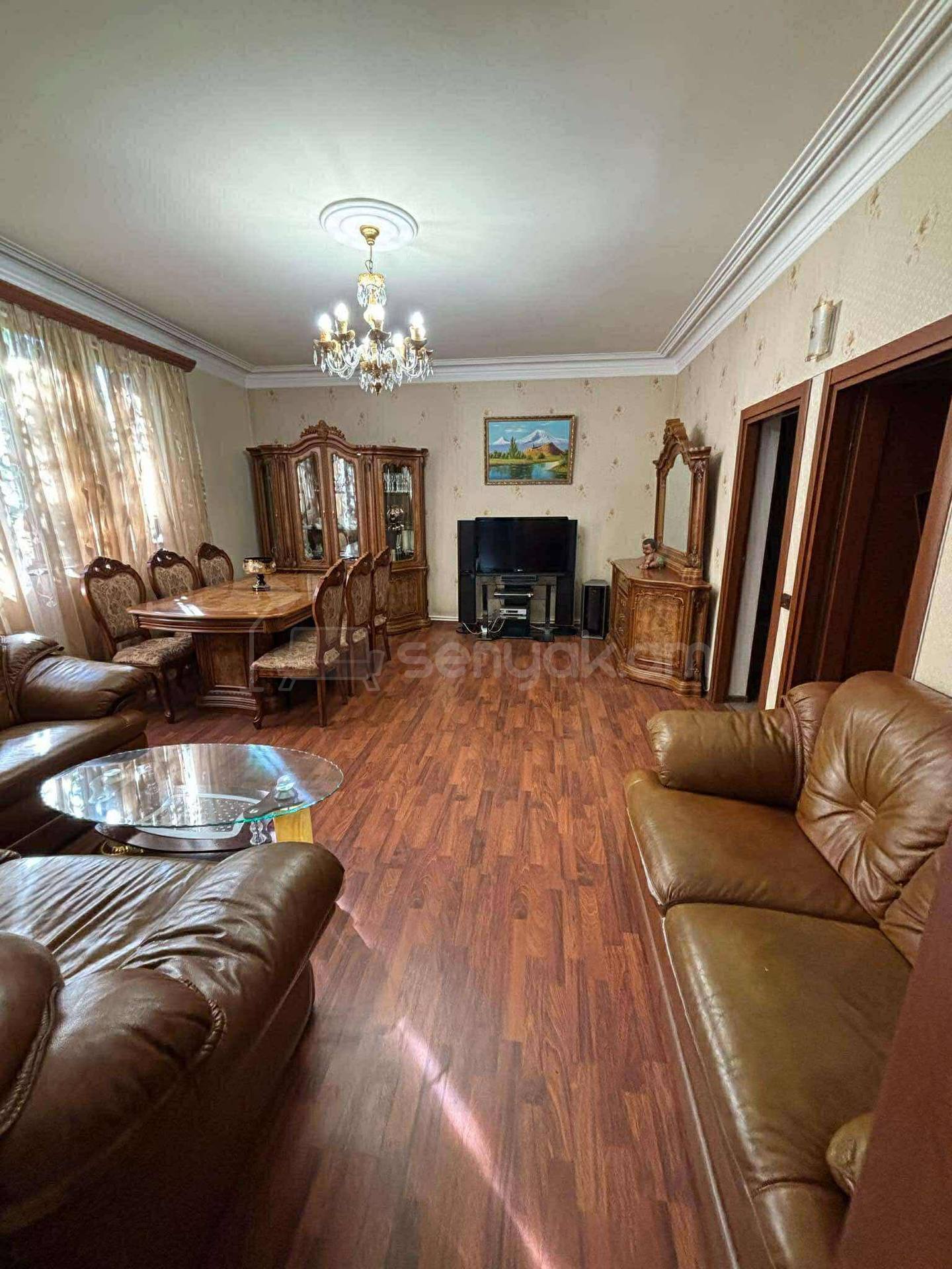3 Սենյականոց Սեփական Տուն, 150քմ, Նորմալ Վիճակում, Կահավորված
