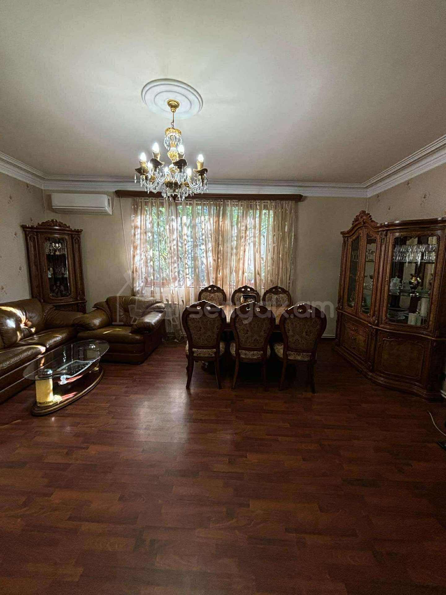 3 Սենյականոց Սեփական Տուն, 150քմ, Նորմալ Վիճակում, Կահավորված