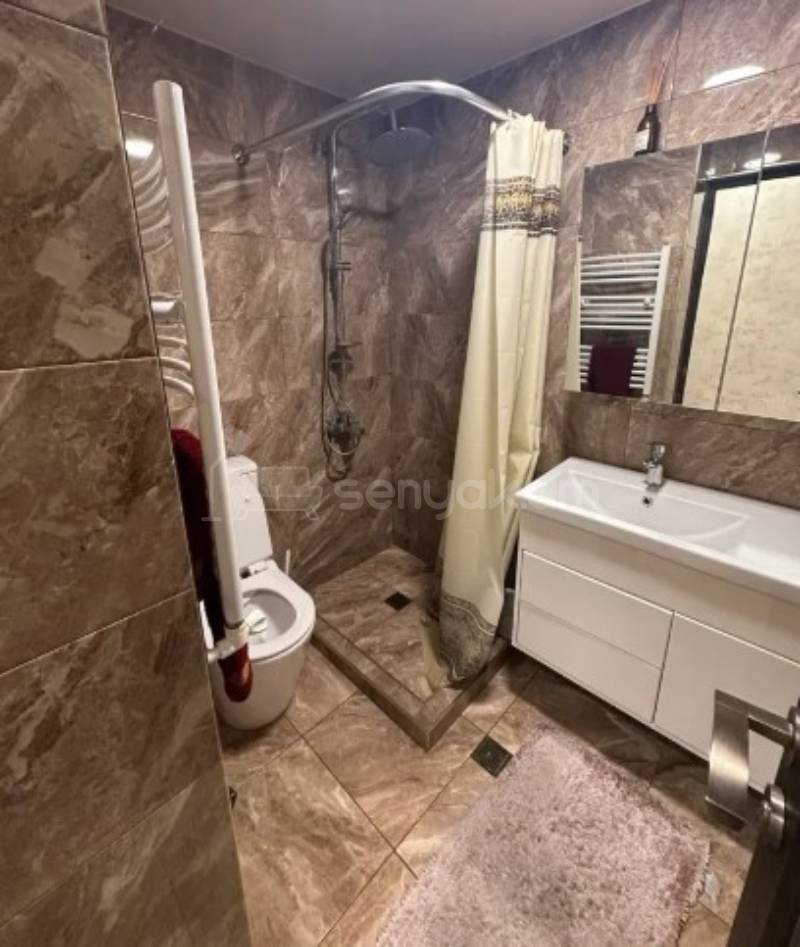 2 Սենյականոց Բնակարան Քարե Շենքում, 67քմ, 3/9 հարկ, Կապիտալ Վերանորոգված, Կահավորված, Արևկող