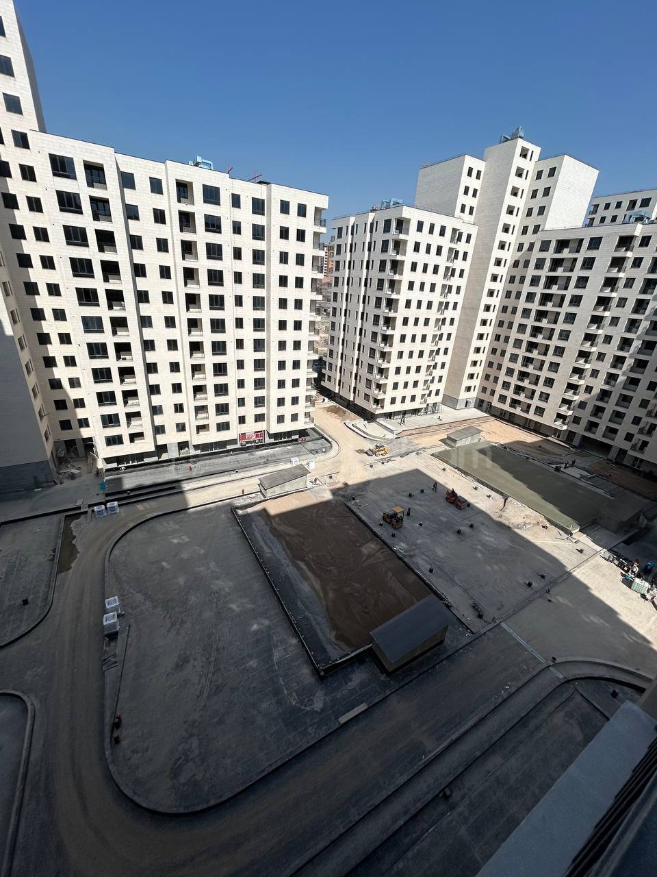 3 Սենյականոց Բնակարան Նորակառույցում, 99քմ, 8/12 հարկ, Զրոյական Վիճակում
