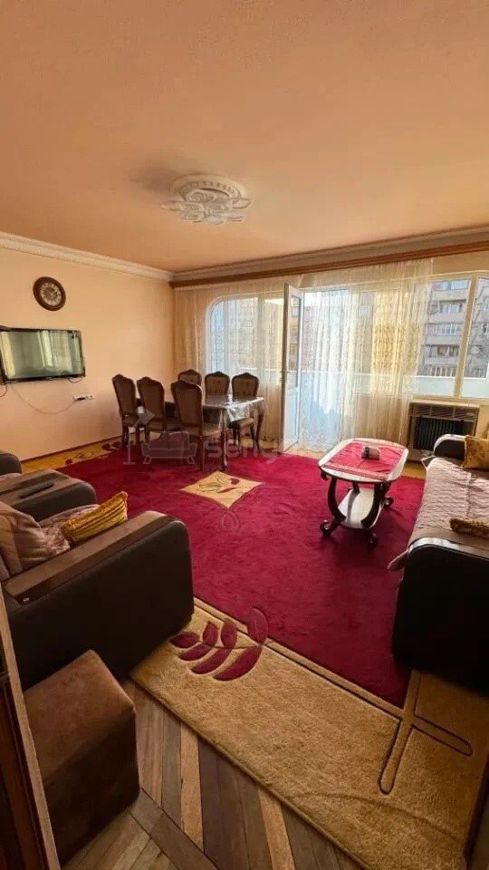 3 Սենյականոց Բնակարան, 75քմ, 8/9 հարկ, Նորմալ Վիճակում