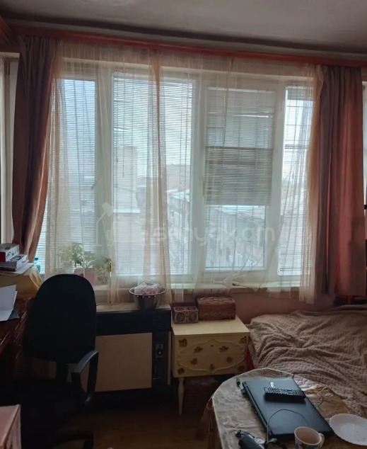2 Սենյականոց Բնակարան Քարե Շենքում, 43քմ, 5/5 հարկ, Կապիտալ Վերանորոգված