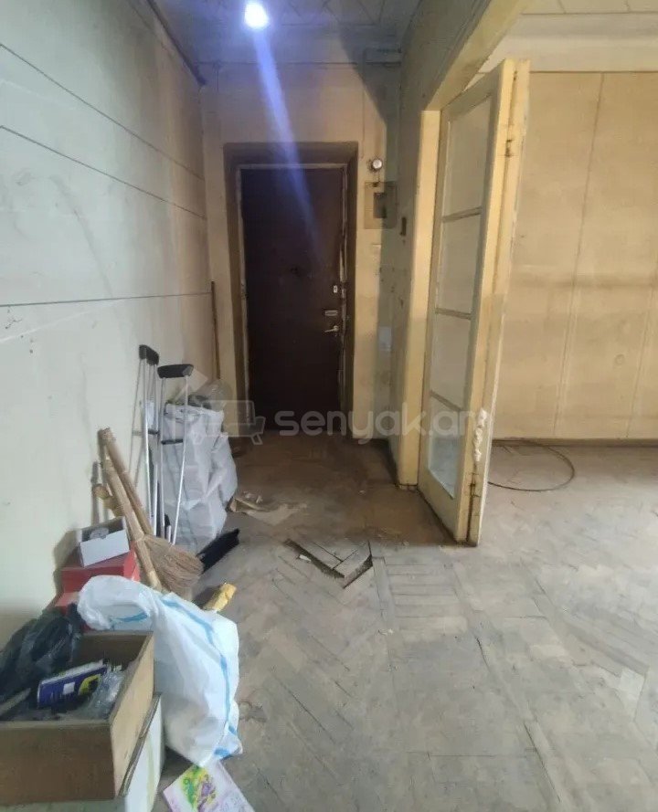 2 Սենյականոց Բնակարան Քարե Շենքում, 41քմ, 3/4 հարկ, Պետական Վիճակում