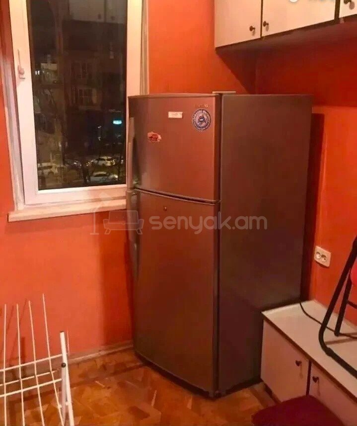 2 Սենյականոց Բնակարան Քարե Շենքում, 46քմ, 4/5 հարկ, Նորմալ Վիճակում