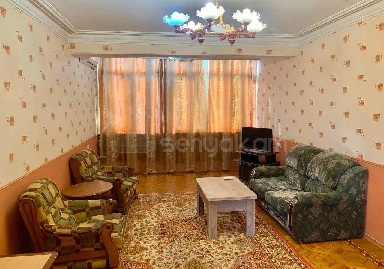 2 Սենյականոց Բնակարան Քարե Շենքում, 46քմ, 4/5 հարկ, Նորմալ Վիճակում