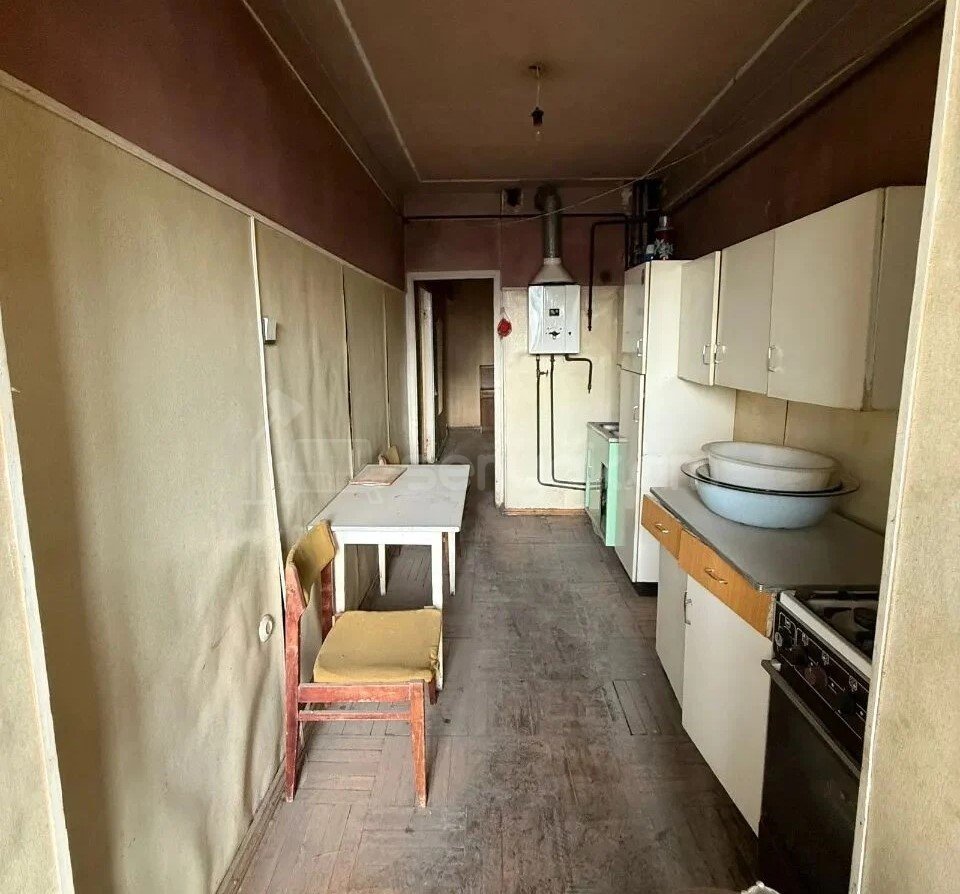 3 Սենյականոց Բնակարան, 79քմ, 6/9 հարկ, Պետական Վիճակում