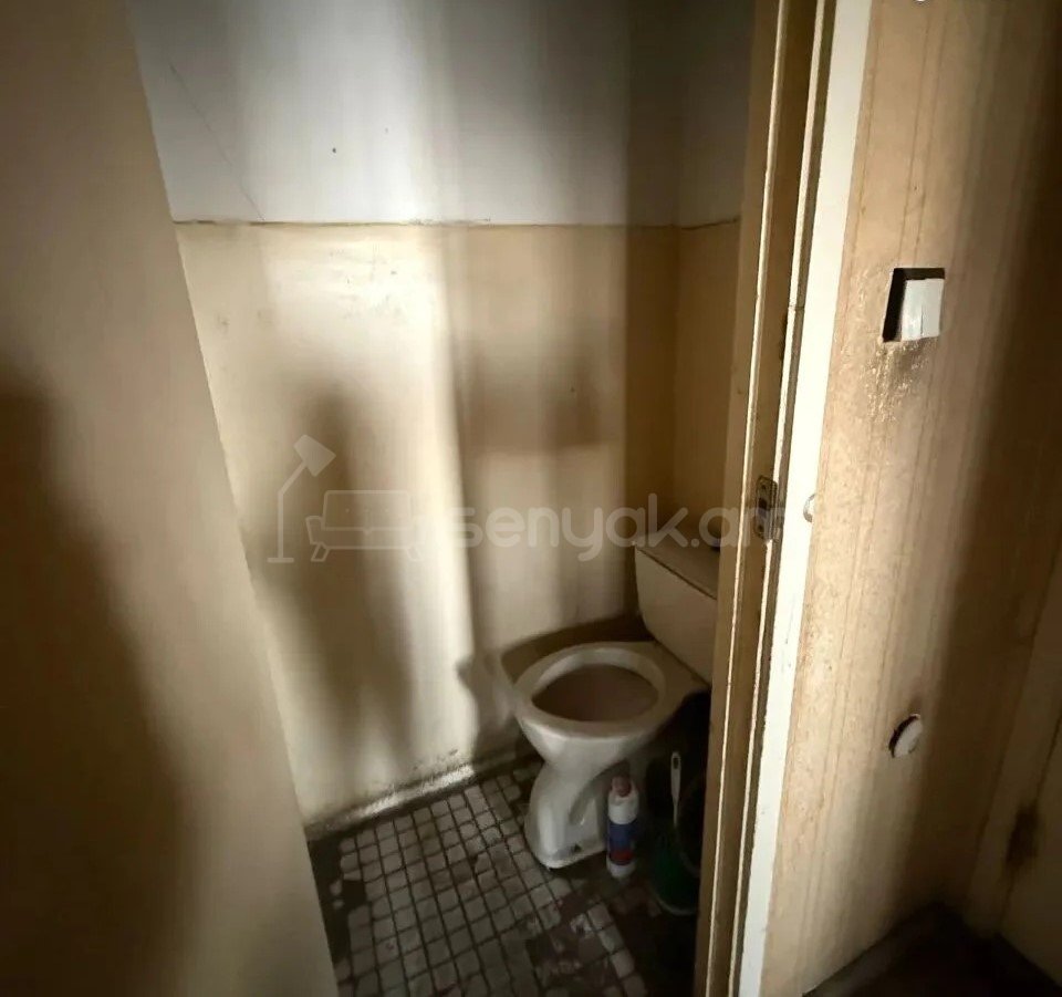 3 Սենյականոց Բնակարան, 79քմ, 6/9 հարկ, Պետական Վիճակում