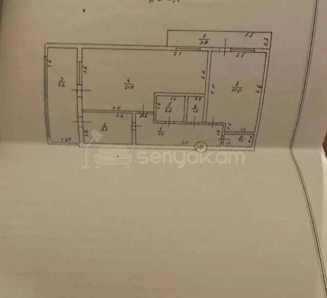 2 Սենյականոց Բնակարան Քարե Շենքում, 64քմ, 5/5 հարկ, Նորմալ Վիճակում
