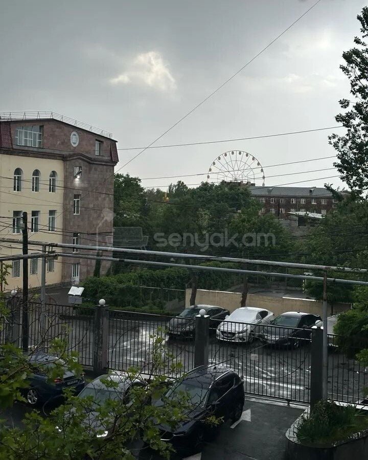 2 Սենյականոց Բնակարան, 44քմ, 2/9 հարկ, Կապիտալ Վերանորոգված