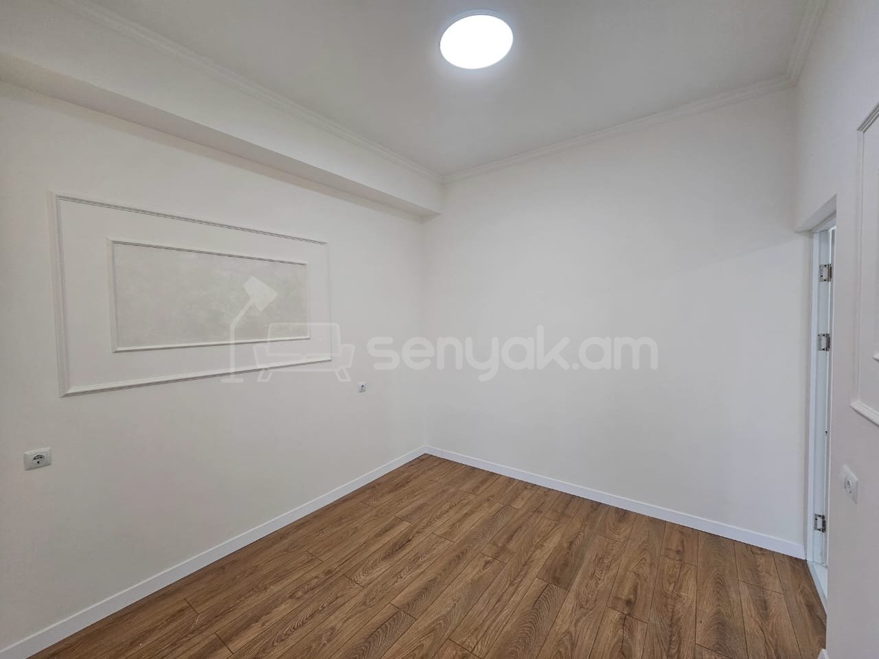 2 Սենյականոց Բնակարան Նորակառույցում, 38քմ, 4/12 հարկ, Դիզայներական Վերանորոգված