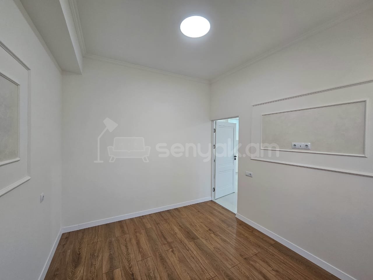 2 Սենյականոց Բնակարան Նորակառույցում, 38քմ, 4/12 հարկ, Դիզայներական Վերանորոգված