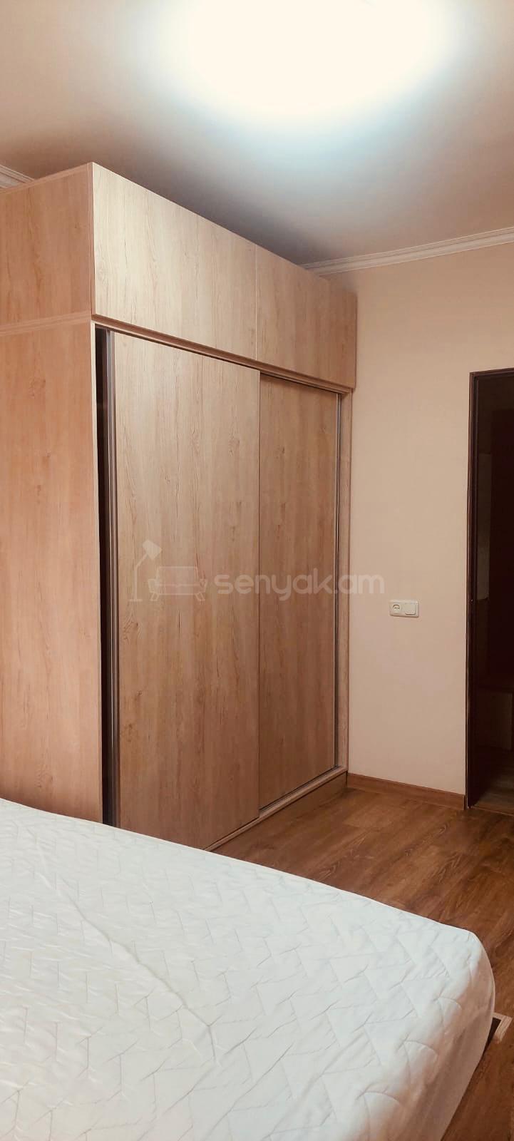 2 Սենյականոց Բնակարան Քարե Շենքում, 58քմ, 4/5 հարկ, Կապիտալ Վերանորոգված, Կահավորված