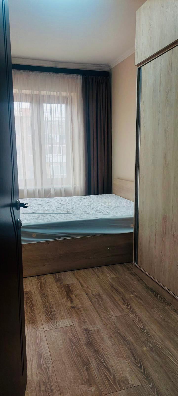 2 Սենյականոց Բնակարան Քարե Շենքում, 58քմ, 4/5 հարկ, Կապիտալ Վերանորոգված, Կահավորված