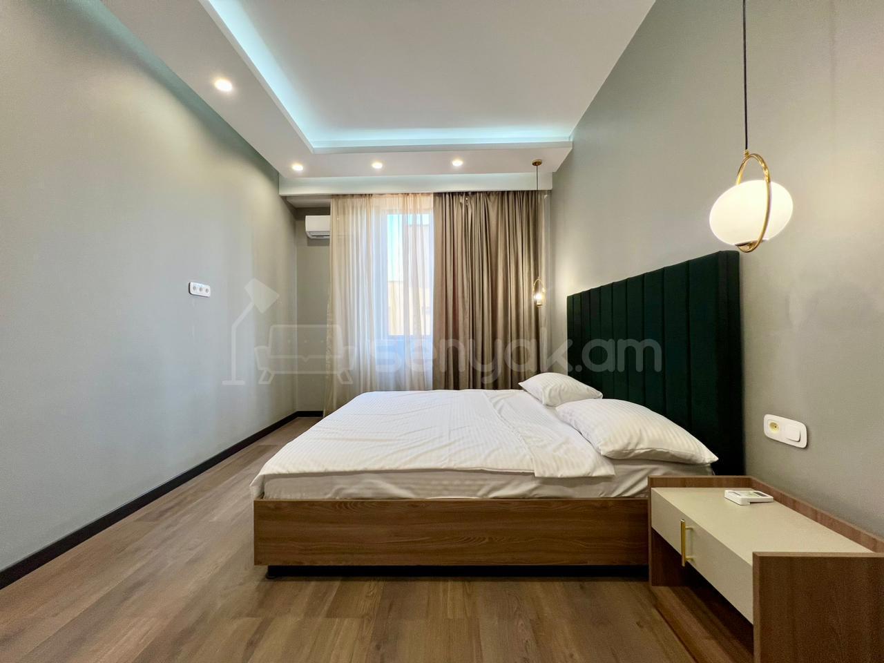 3 Սենյականոց Բնակարան Նորակառույցում, 90քմ, 8/11 հարկ, Դիզայներական Վերանորոգված