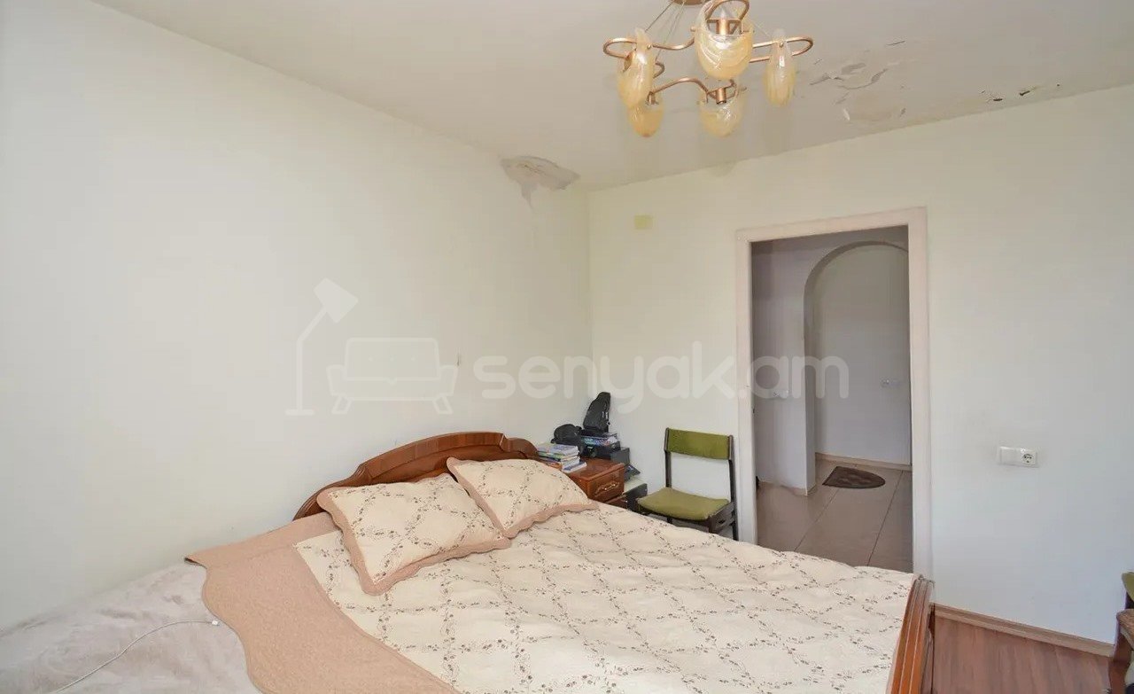 3 Սենյականոց Բնակարան, 74քմ, 4/4 հարկ, Կապիտալ Վերանորոգված