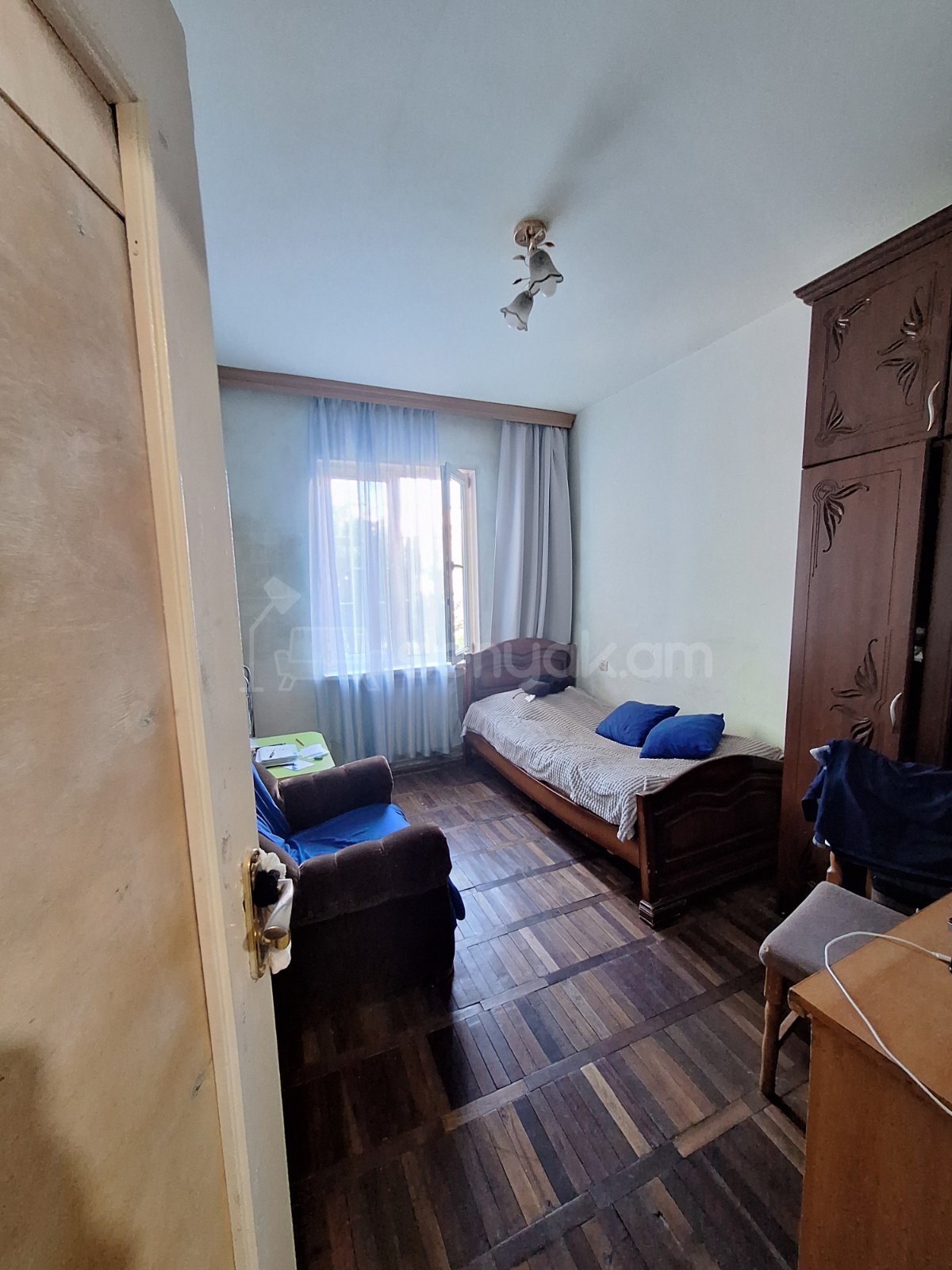 4 Սենյականոց Բնակարան, 94քմ, 1/9 հարկ, Նորմալ Վիճակում