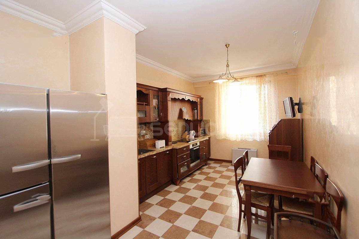 4 Սենյականոց Բնակարան Նորակառույցում, 160քմ, 4/10 հարկ, Կապիտալ Վերանորոգված