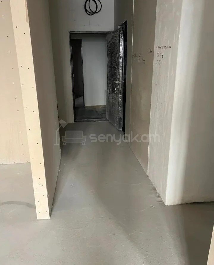3 Սենյականոց Բնակարան Նորակառույցում, 84քմ, 3/13 հարկ, Զրոյական Վիճակում