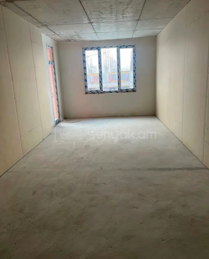 3 Սենյականոց Բնակարան Նորակառույցում, 84քմ, 3/13 հարկ, Զրոյական Վիճակում