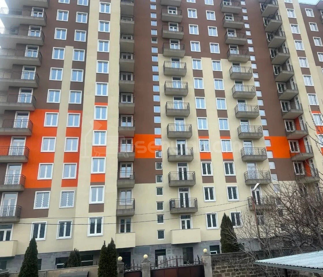 3 Սենյականոց Բնակարան Նորակառույցում, 84քմ, 3/13 հարկ, Զրոյական Վիճակում