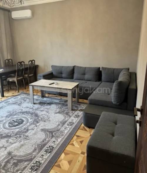 3 Սենյականոց Բնակարան Քարե Շենքում, 80քմ, 3/4 հարկ, Կապիտալ Վերանորոգված, Կահավորված, Արևկող