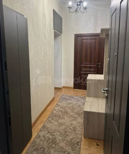 3 Սենյականոց Բնակարան Քարե Շենքում, 80քմ, 3/4 հարկ, Կապիտալ Վերանորոգված, Կահավորված, Արևկող