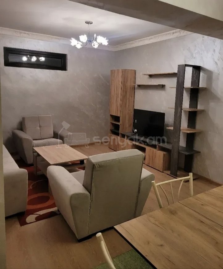 2 Սենյականոց Բնակարան, 58քմ, 1/9 հարկ, Կապիտալ Վերանորոգված, Կահավորված, Արևկող