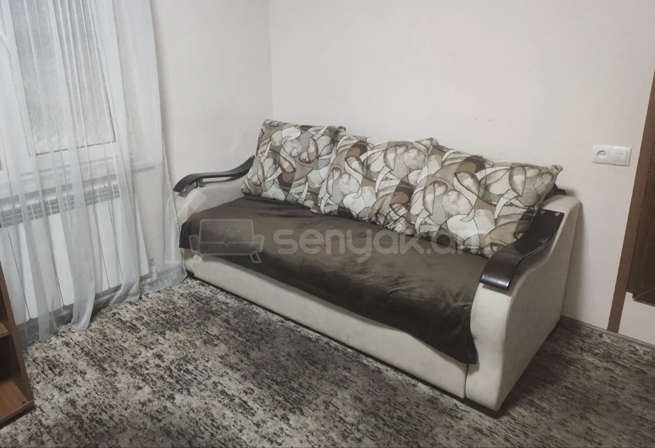 2 Սենյականոց Բնակարան Քարե Շենքում, 6քմ, 1/1 հարկ, Կապիտալ Վերանորոգված, Կահավորված