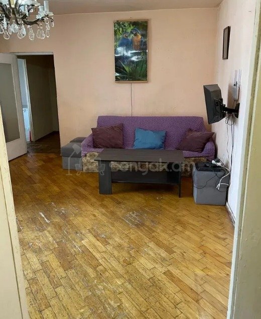 3 Սենյականոց Բնակարան, 100քմ, 4/10 հարկ, Պետական Վիճակում