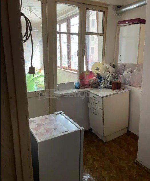 3 Սենյականոց Բնակարան, 100քմ, 4/10 հարկ, Պետական Վիճակում