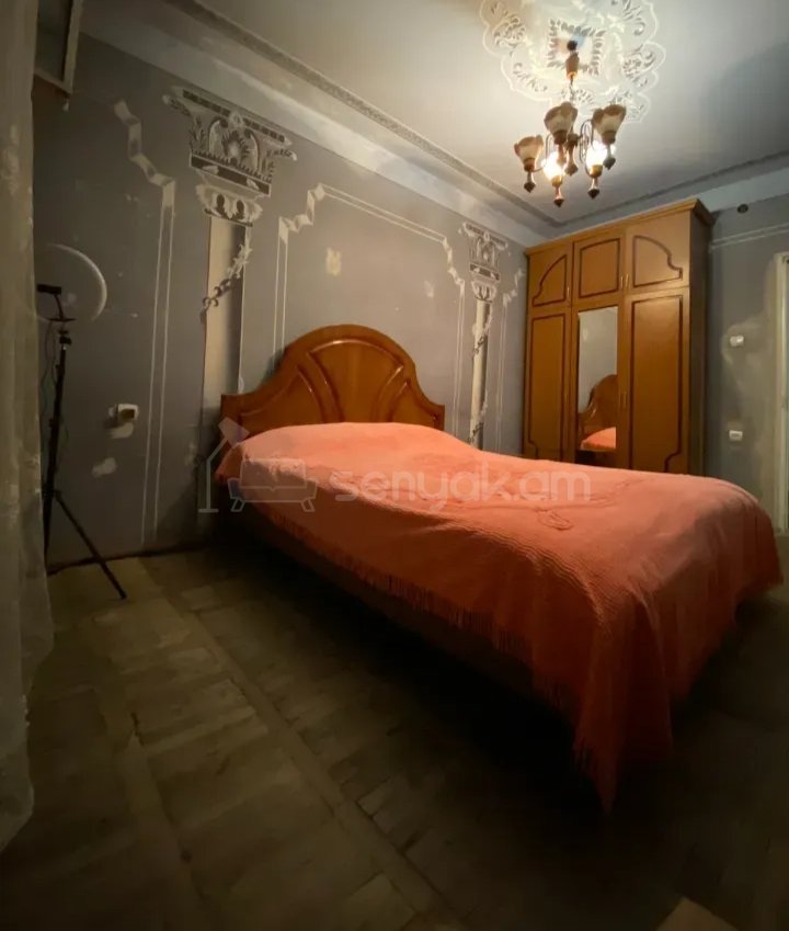 3 Սենյականոց Բնակարան, 77քմ, 4/9 հարկ, Նորմալ Վիճակում, Կահավորված, Արևկող