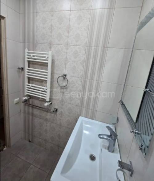 2 Սենյականոց Բնակարան, 55քմ, 7/9 հարկ, Կապիտալ Վերանորոգված, Կահավորված, Արևկող