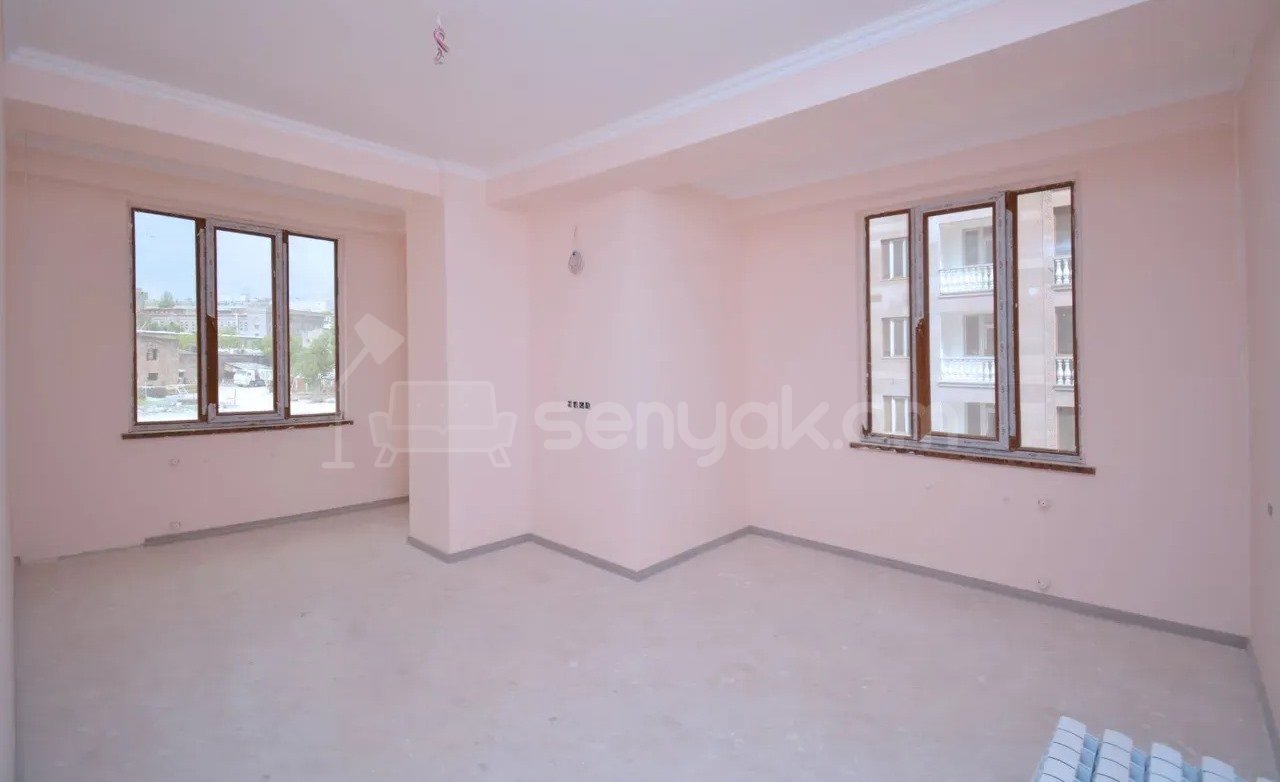 3 Սենյականոց Բնակարան Նորակառույցում, 96քմ, 3/8 հարկ, Կապիտալ Վերանորոգված
