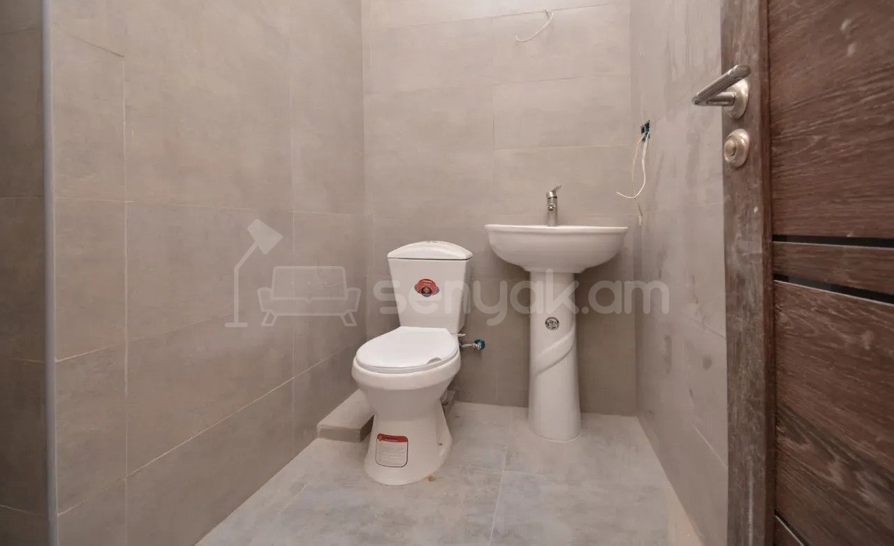 3 Սենյականոց Բնակարան Նորակառույցում, 96քմ, 3/8 հարկ, Կապիտալ Վերանորոգված