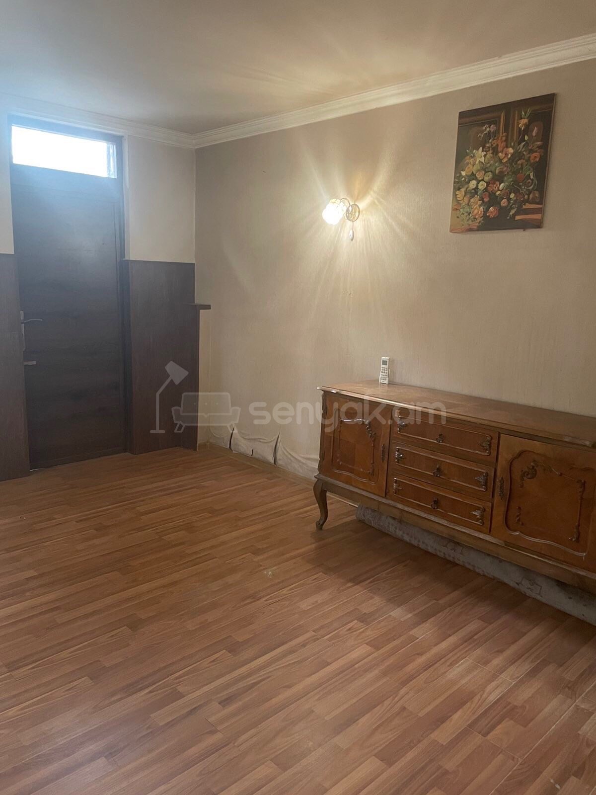 2 Սենյականոց Սեփական Տուն, 60քմ, Նորմալ Վիճակում, Մասամբ Կահավորված