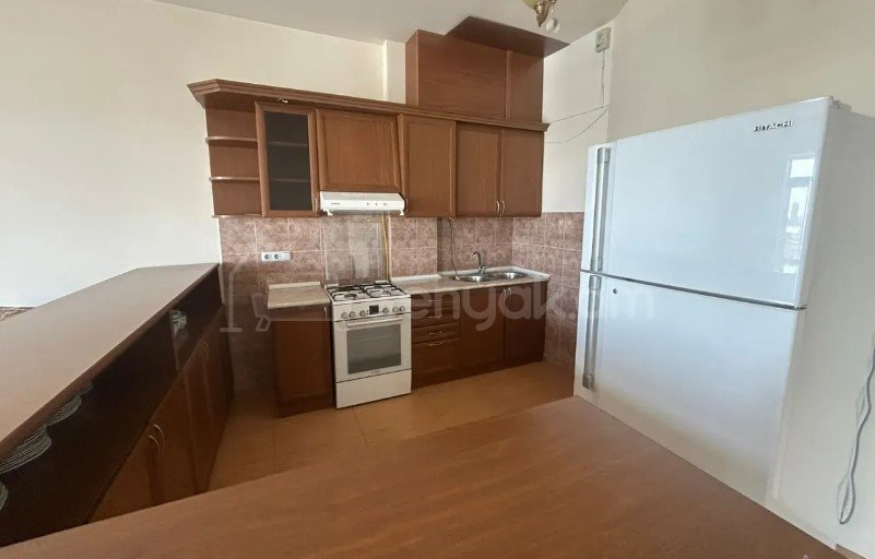 3 Սենյականոց Բնակարան Նորակառույցում, 175քմ, 2/5 հարկ, Կապիտալ Վերանորոգված, Կահավորված