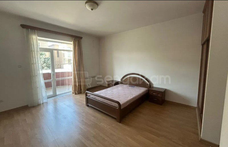 3 Սենյականոց Բնակարան Նորակառույցում, 175քմ, 2/5 հարկ, Կապիտալ Վերանորոգված, Կահավորված