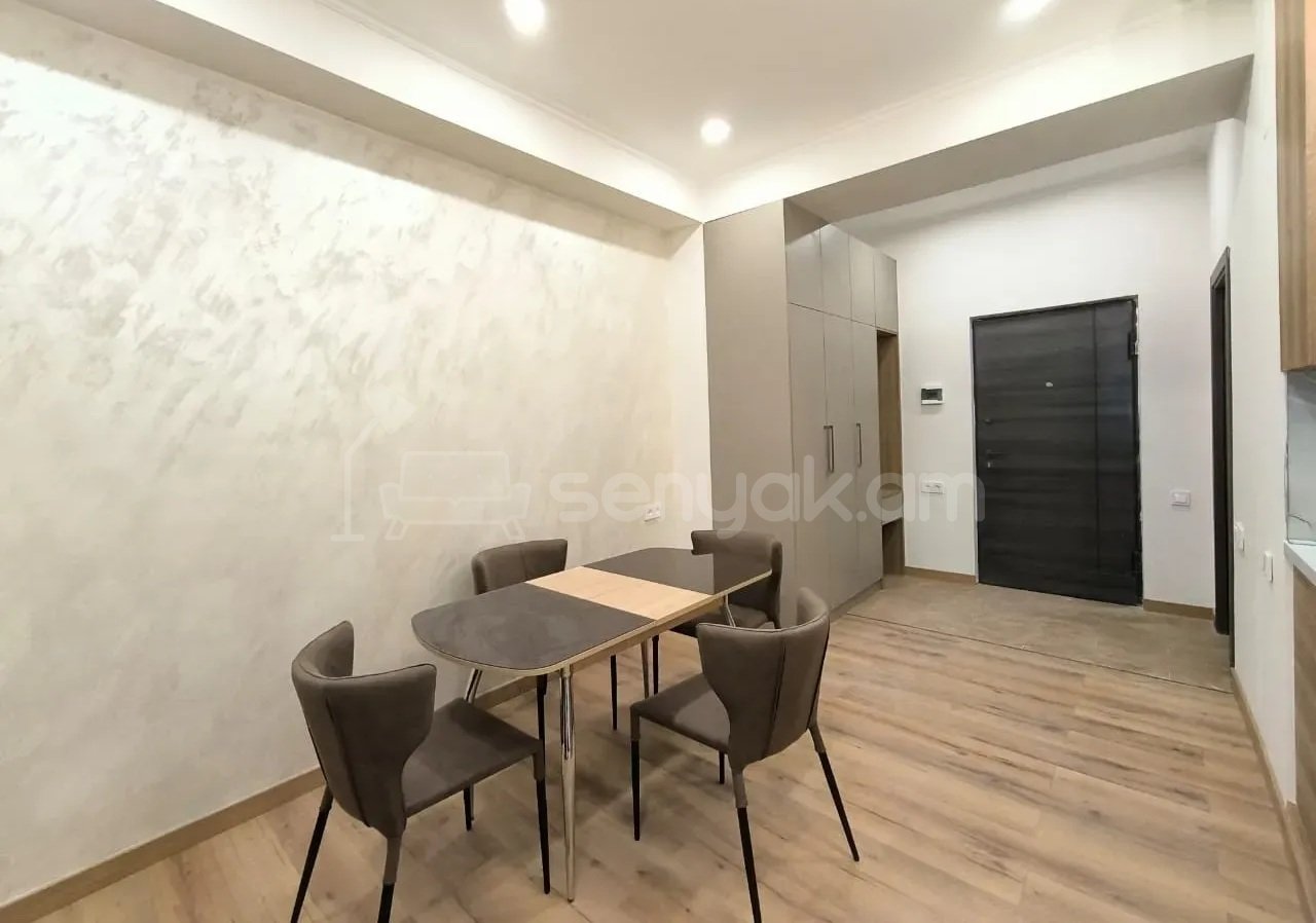 2 Սենյականոց Բնակարան Նորակառույցում, 50քմ, 4/13 հարկ, Դիզայներական Վերանորոգված, Կահավորված