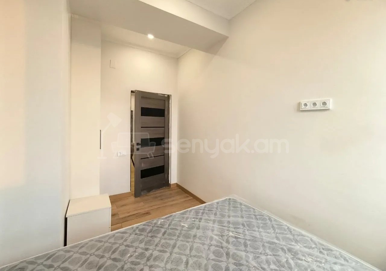 2 Սենյականոց Բնակարան Նորակառույցում, 50քմ, 4/13 հարկ, Դիզայներական Վերանորոգված, Կահավորված