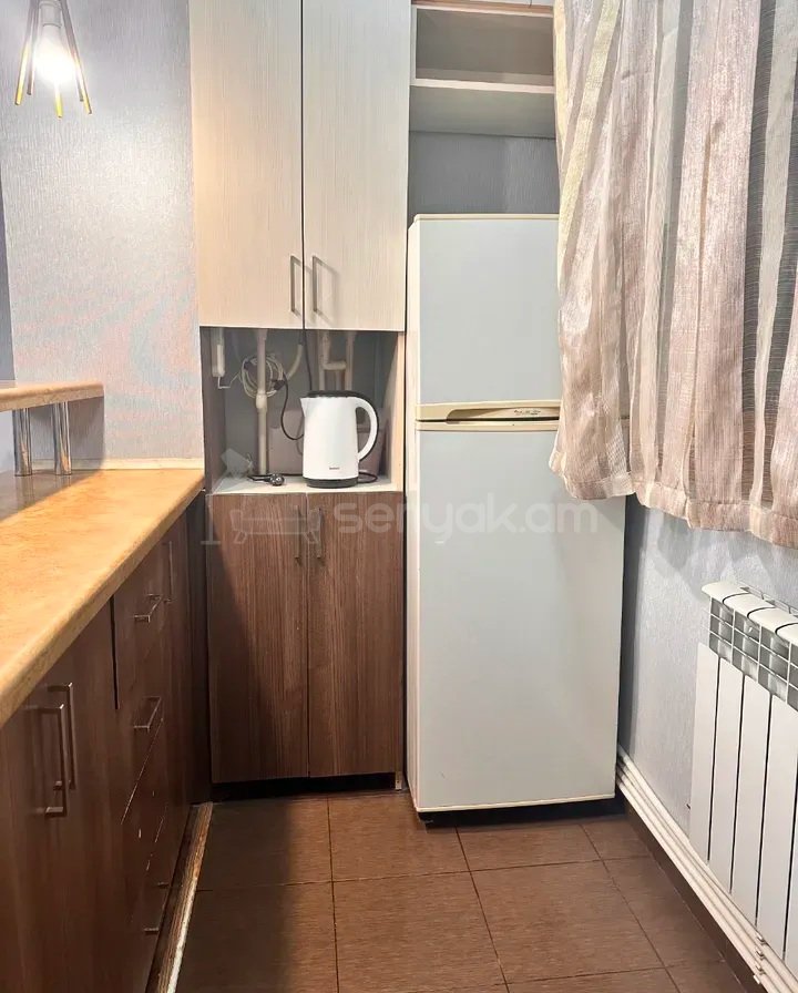 2 Սենյականոց Բնակարան, 42քմ, 5/10 հարկ, Կապիտալ Վերանորոգված, Կահավորված