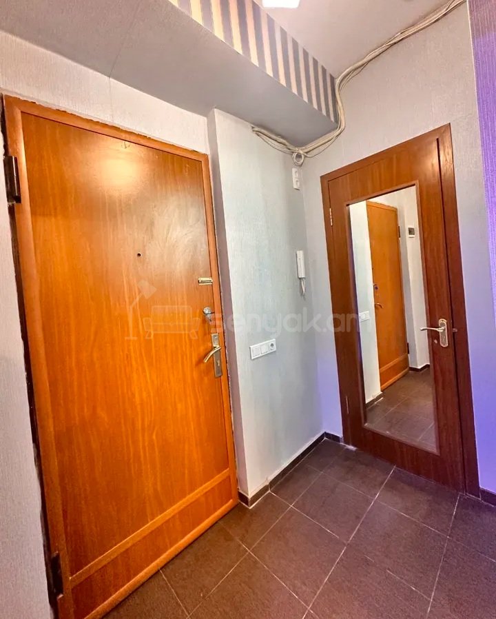 2 Սենյականոց Բնակարան, 42քմ, 5/10 հարկ, Կապիտալ Վերանորոգված, Կահավորված