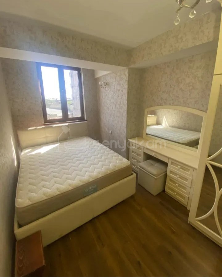2 Սենյականոց Բնակարան, 42քմ, 5/10 հարկ, Կապիտալ Վերանորոգված, Կահավորված