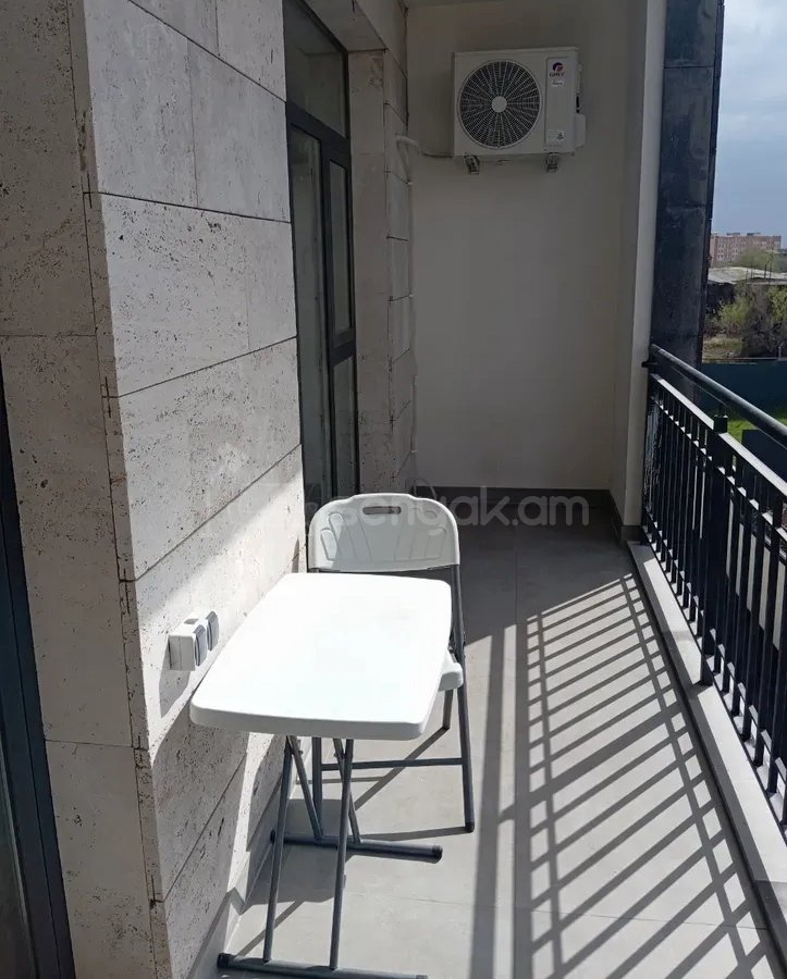 2 Սենյականոց Բնակարան Նորակառույցում, 60քմ, 5/18 հարկ, Կապիտալ Վերանորոգված