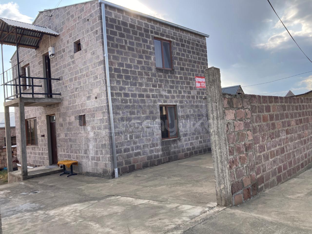 4 Սենյականոց Սեփական Տուն, 140քմ, Կապիտալ Վերանորոգված