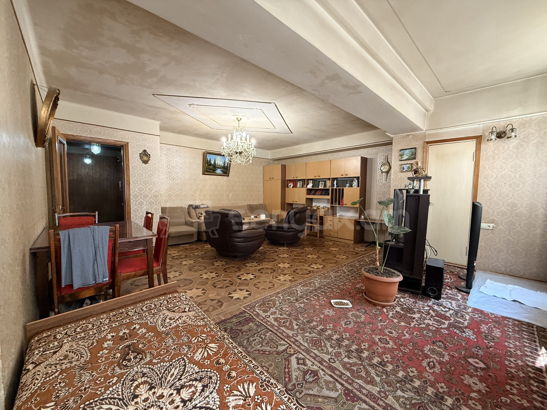 3 Սենյականոց Բնակարան, 100քմ, 2/14 հարկ, Պետական Վիճակում