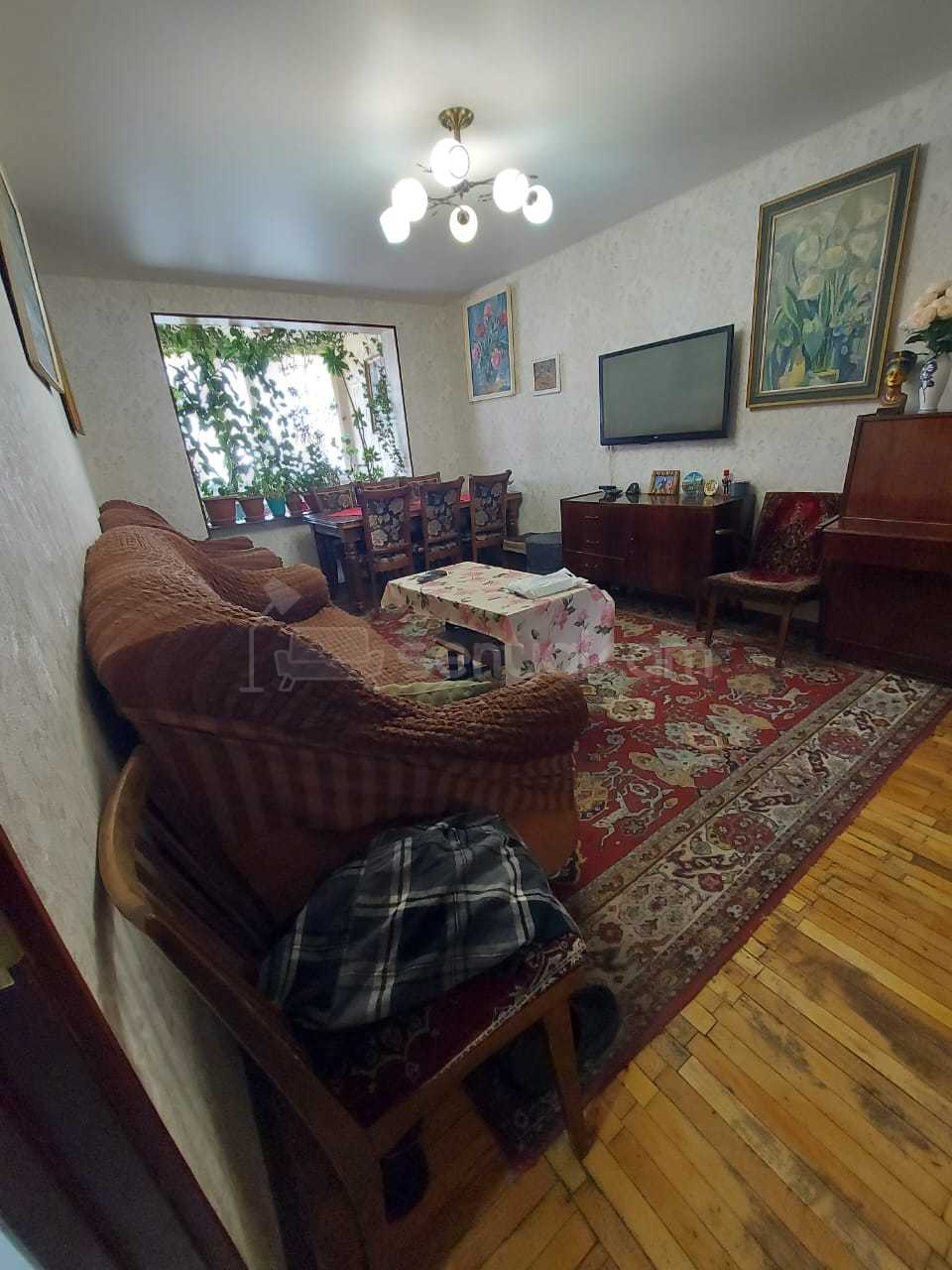 3 Սենյականոց Բնակարան, 72քմ, 4/5 հարկ, Նորմալ Վիճակում