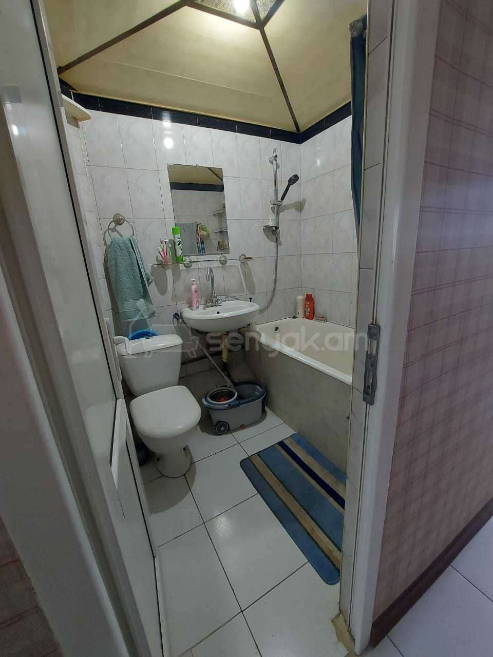 3 Սենյականոց Բնակարան, 72քմ, 4/5 հարկ, Նորմալ Վիճակում