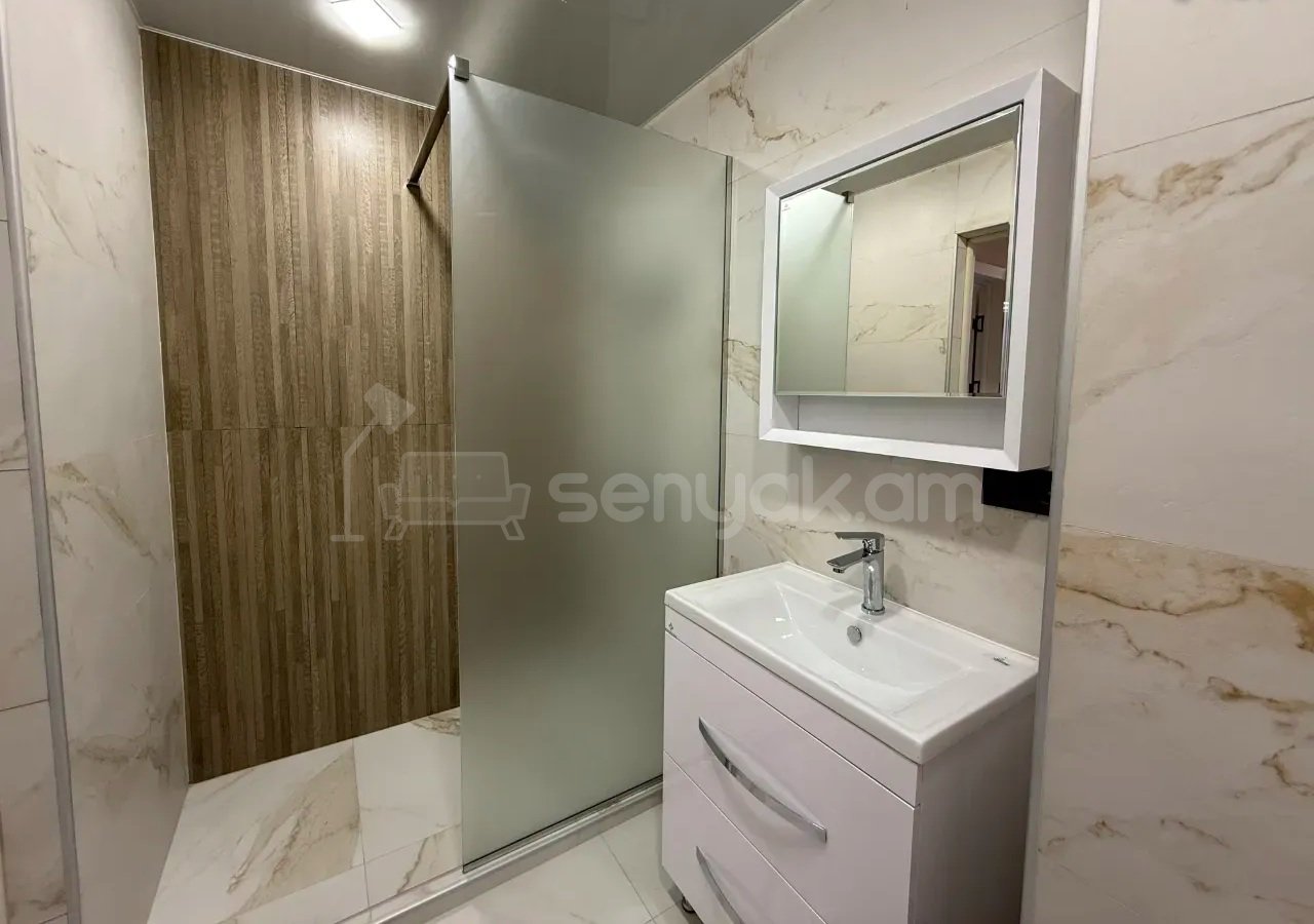 3 Սենյականոց Բնակարան Նորակառույցում, 80քմ, 6/14 հարկ, Կապիտալ Վերանորոգված, Կահավորված, Արևկող
